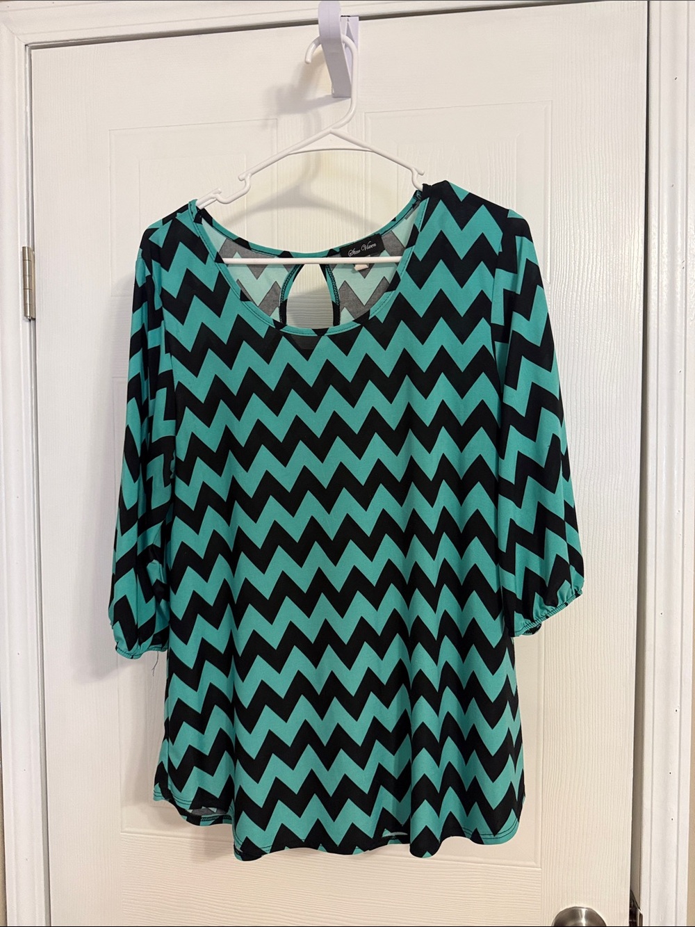 Star Vixen Chevron 3/4 Sleeve Tunic - Teal and Black